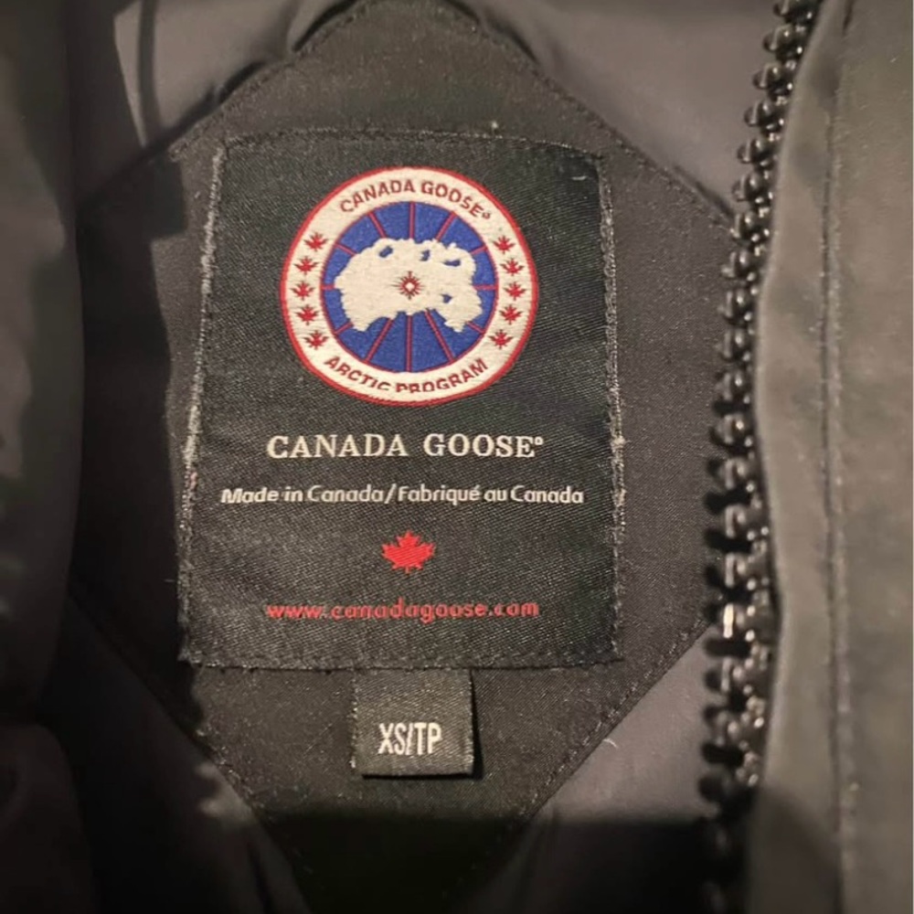 Canada Goose Black Jacket with Arctic Patch - Picture 2 of 5